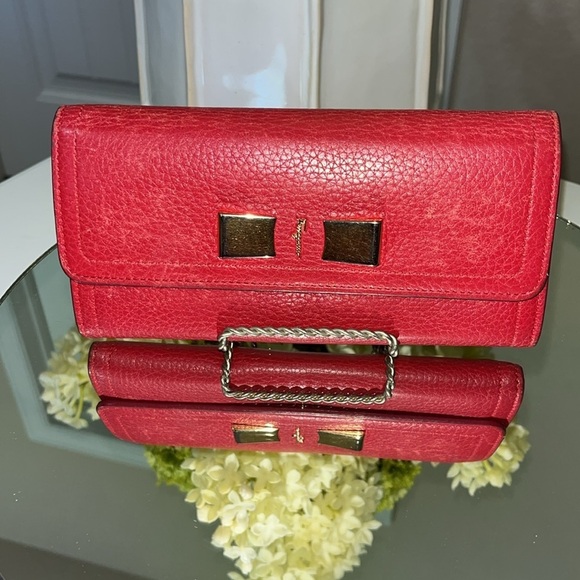 Salvatore Ferragamo Women’s Red Leather Wallet Goldtone Hardware Vintage - Picture 5 of 15